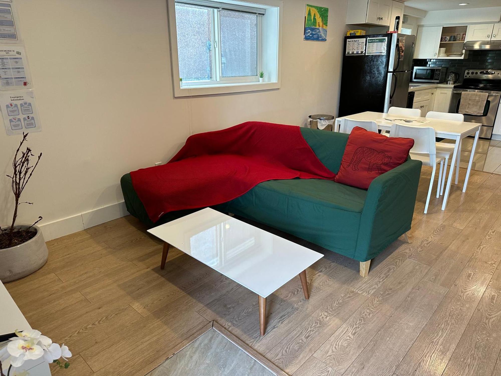 Private Room In A Shared House 밴쿠버 외부 사진